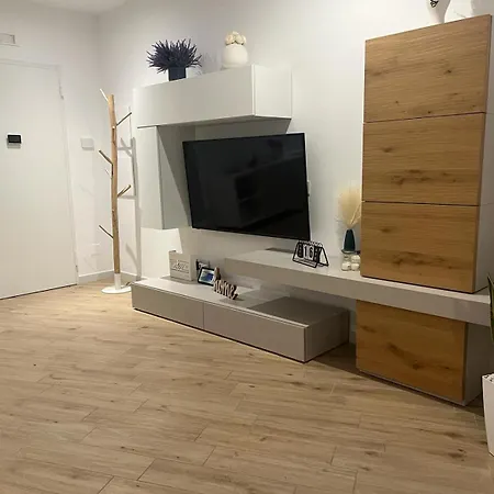 Apartment Casa Frami, Un Di Casa